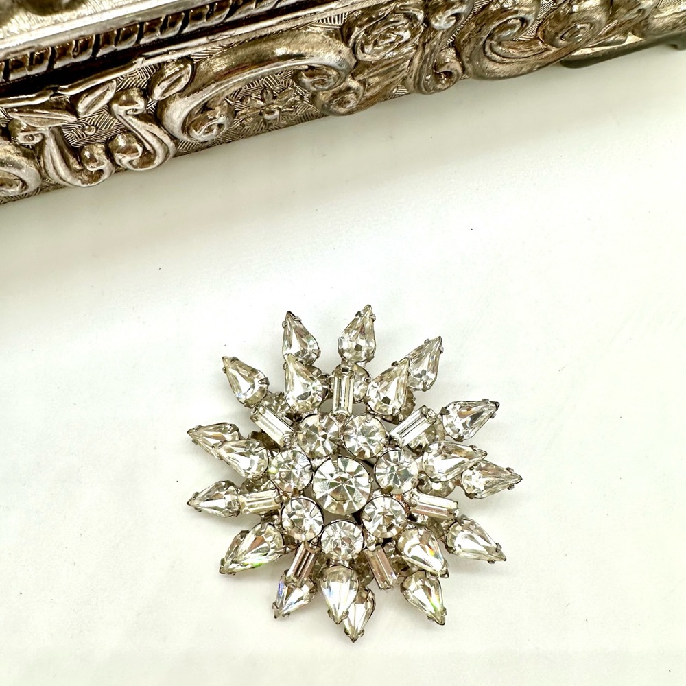 Vintage Clear Rhinestone Brooch